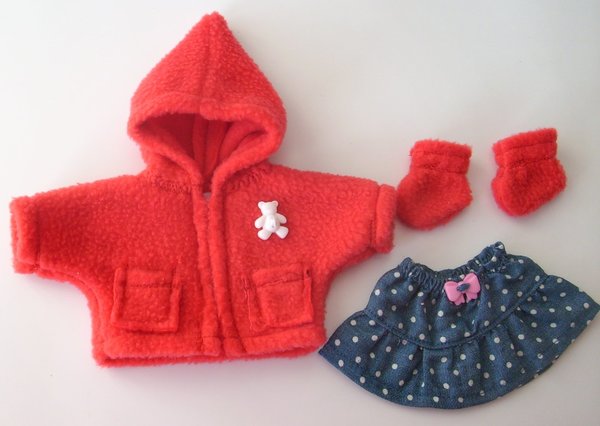 Puppenjacke mit Stiefel, Rotkäppchen, Gr 20 cm, rot